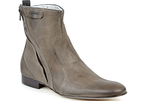 boots-azzaro